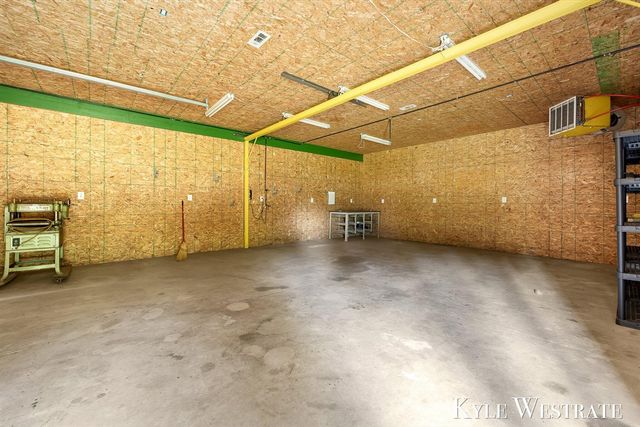 5953 S Newcosta Avenue, Newaygo, MI 49337
