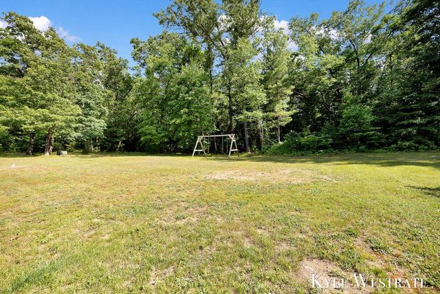 5953 S Newcosta Avenue, Newaygo, MI 49337