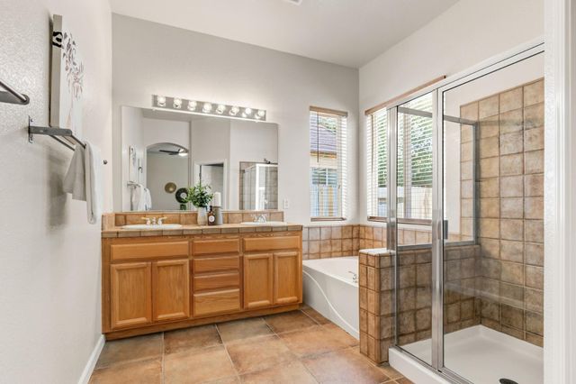 679 Alcantar Cir, Sacramento, CA 95834