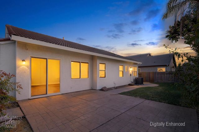 679 Alcantar Cir, Sacramento, CA 95834