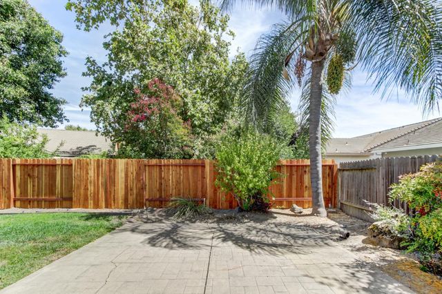 679 Alcantar Cir, Sacramento, CA 95834