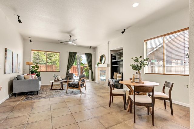 679 Alcantar Cir, Sacramento, CA 95834