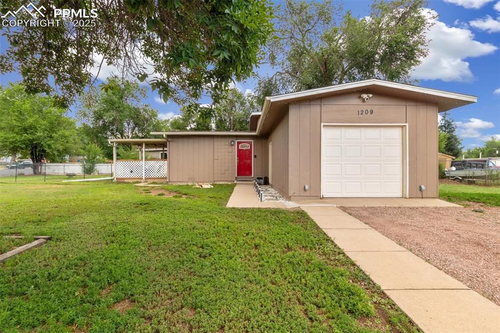 1209 Maxwell Street, Colorado Springs, CO 80906