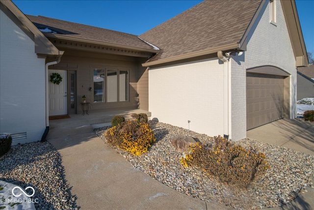 7300 Pymbroke Circle, Fishers, IN 46038