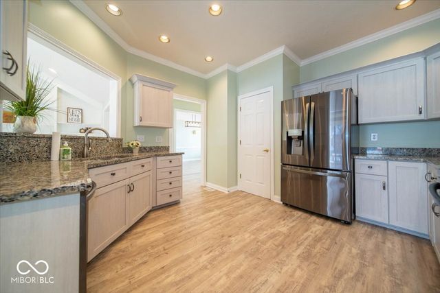 7300 Pymbroke Circle, Fishers, IN 46038