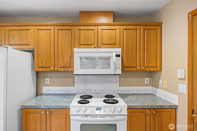 9650 Sandy Isle Lane, Silverdale, WA 98383