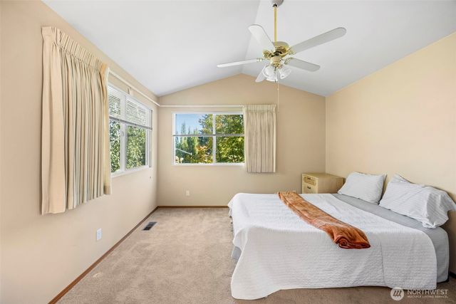 9650 Sandy Isle Lane, Silverdale, WA 98383