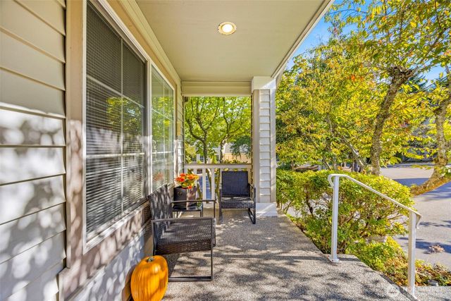 9650 Sandy Isle Lane, Silverdale, WA 98383
