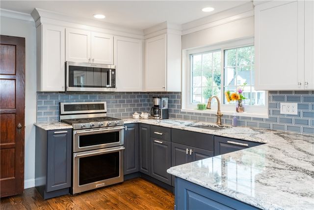 102 Chatham Drive, Dayton, OH 45429