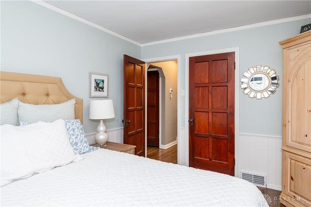 102 Chatham Drive, Dayton, OH 45429