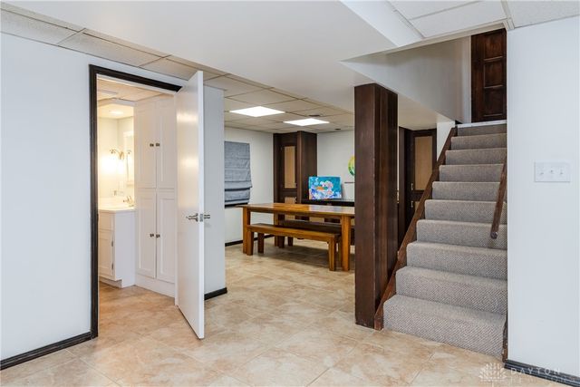 102 Chatham Drive, Dayton, OH 45429