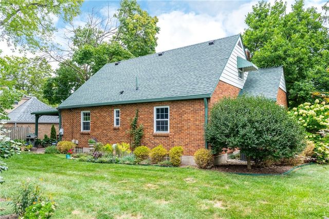 102 Chatham Drive, Dayton, OH 45429
