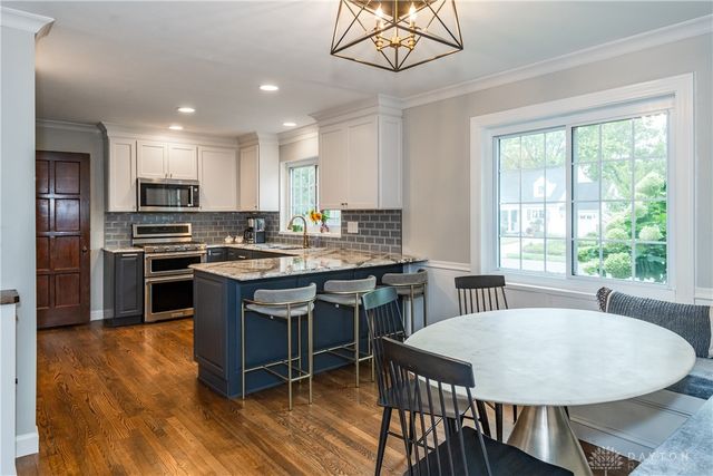 102 Chatham Drive, Dayton, OH 45429