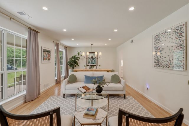 10427 Sinclair Avenue, Dallas, TX 75218