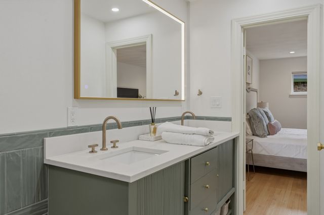 10427 Sinclair Avenue, Dallas, TX 75218