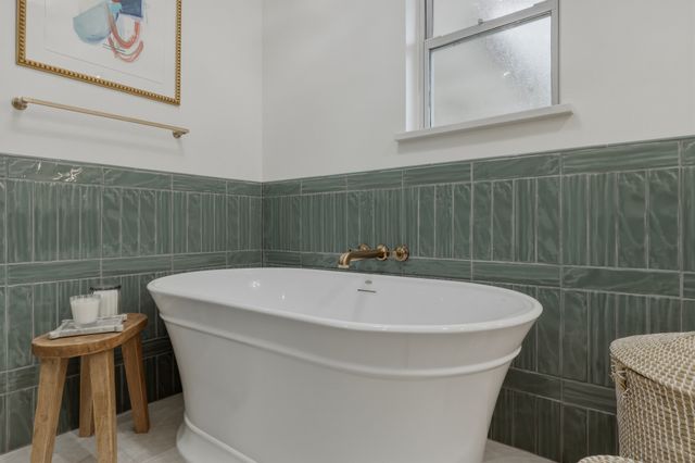 10427 Sinclair Avenue, Dallas, TX 75218