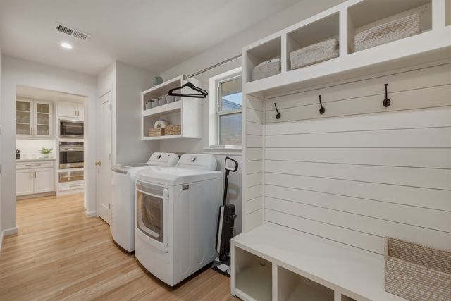 10427 Sinclair Avenue, Dallas, TX 75218