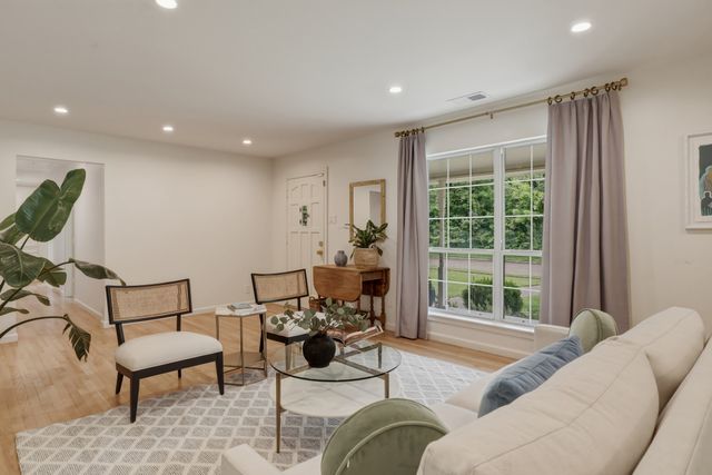 10427 Sinclair Avenue, Dallas, TX 75218