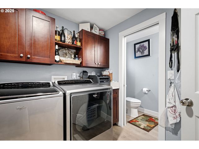 355 RIVER LOOP 2, Eugene, OR 97404