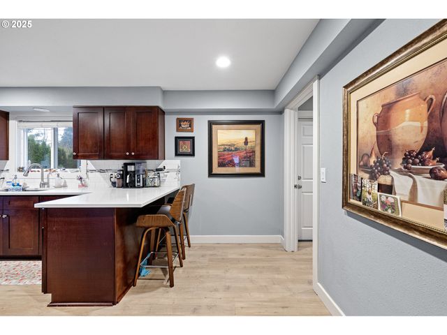 355 RIVER LOOP 2, Eugene, OR 97404