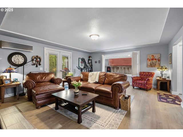 355 RIVER LOOP 2, Eugene, OR 97404