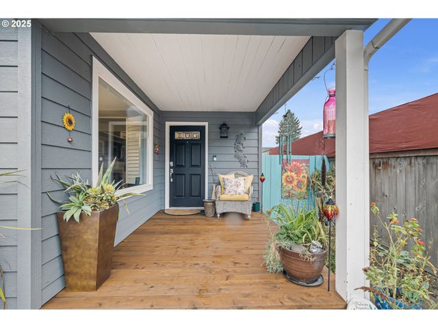 355 RIVER LOOP 2, Eugene, OR 97404