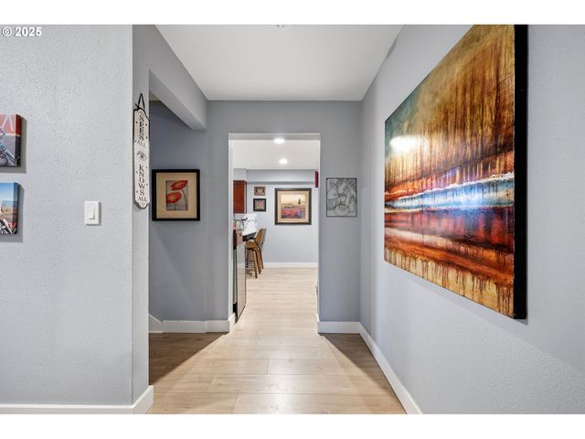 355 RIVER LOOP 2, Eugene, OR 97404