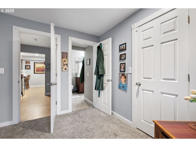 355 RIVER LOOP 2, Eugene, OR 97404