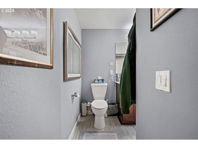 355 RIVER LOOP 2, Eugene, OR 97404