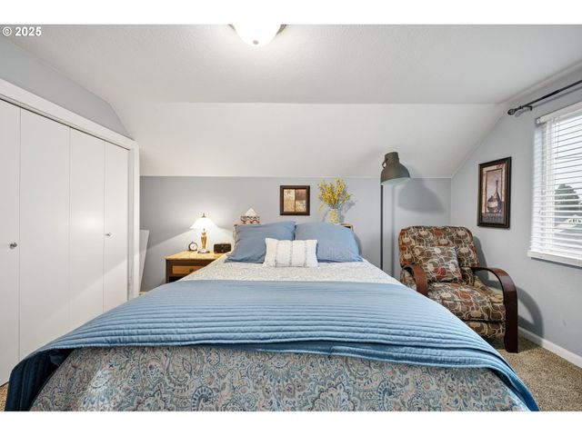 355 RIVER LOOP 2, Eugene, OR 97404