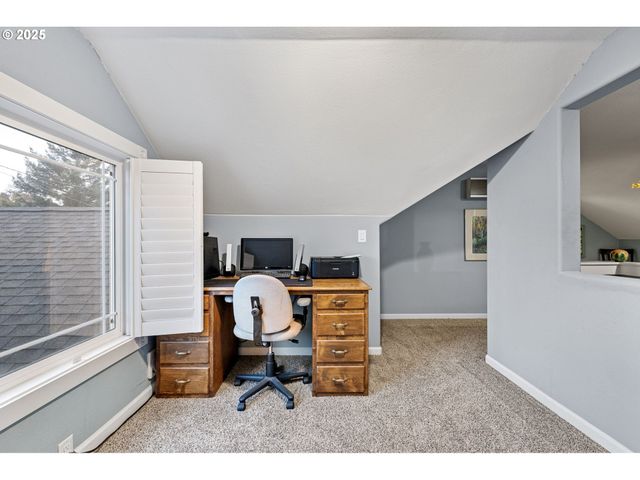 355 RIVER LOOP 2, Eugene, OR 97404
