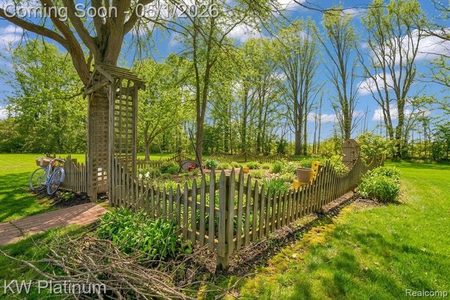 26050 Irwin Road, Richmond, MI 48062