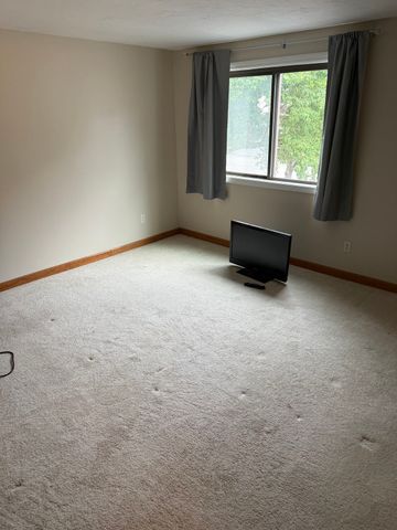 8 John Dr 8, Grafton, MA 01536