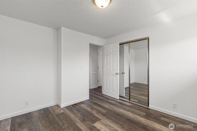 24527 36th Avenue S, Kent, WA 98032