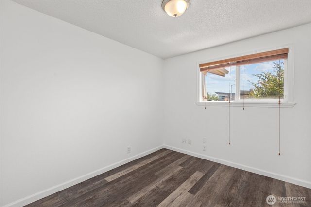 24527 36th Avenue S, Kent, WA 98032