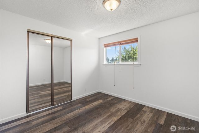 24527 36th Avenue S, Kent, WA 98032