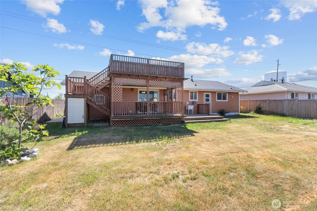 24527 36th Avenue S, Kent, WA 98032