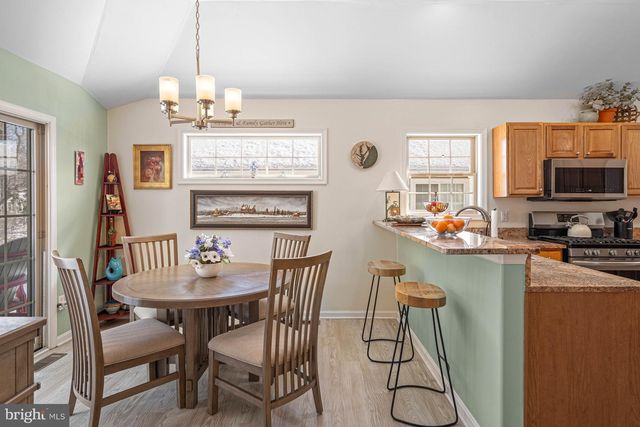 239 LAKESIDE DR, Lewes, DE 19958