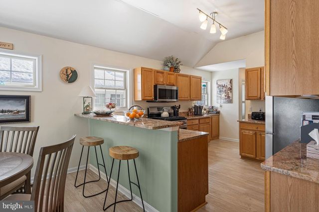 239 LAKESIDE DR, Lewes, DE 19958