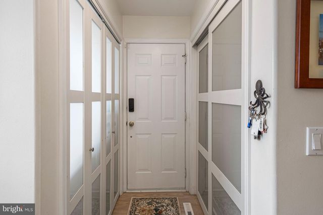 239 LAKESIDE DR, Lewes, DE 19958