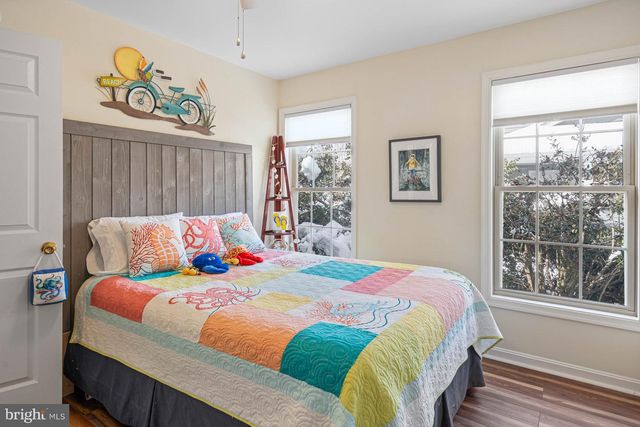 239 LAKESIDE DR, Lewes, DE 19958