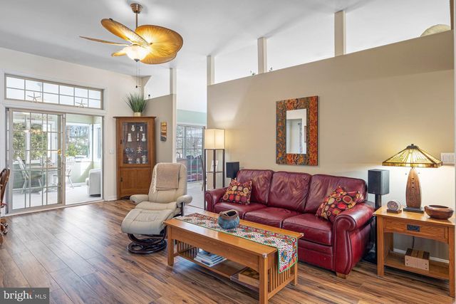 239 LAKESIDE DR, Lewes, DE 19958