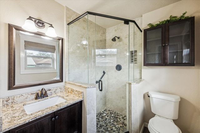 1807 Parkcrest Street, Alvin, TX 77511