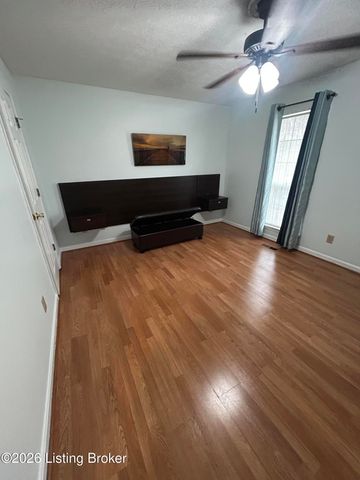 6109 Yellowsands Dr, Louisville, KY 40219