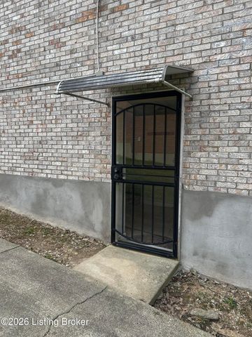 6109 Yellowsands Dr, Louisville, KY 40219