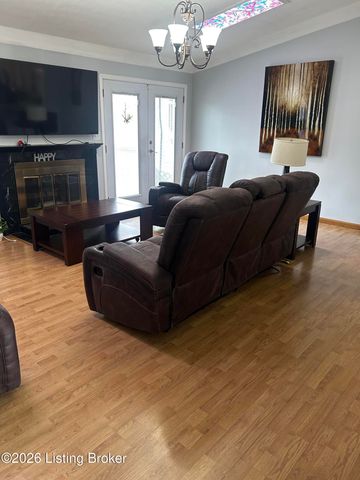 6109 Yellowsands Dr, Louisville, KY 40219