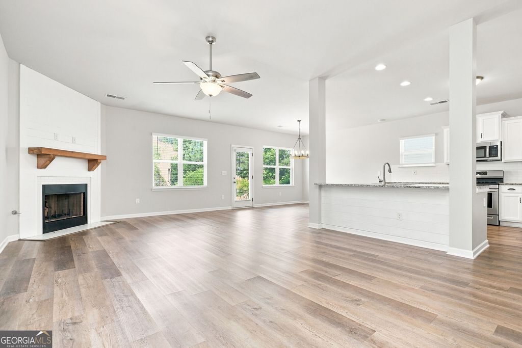 319 San Anselmo Street, Locust Grove, GA 30248 — photo 4