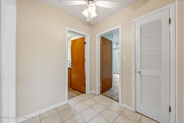 138 W Pasco Lane, Cocoa Beach, FL 32931