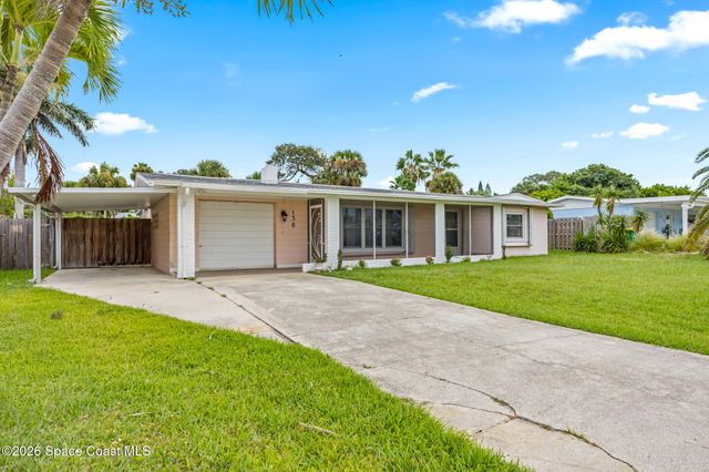 138 W Pasco Lane, Cocoa Beach, FL 32931