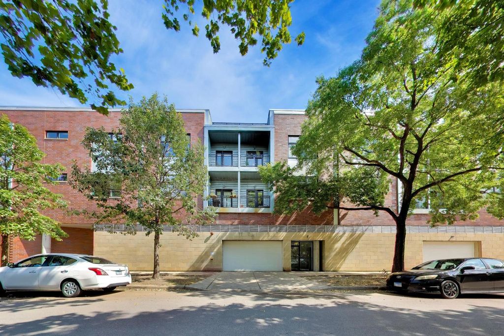 3735 N Wolcott Avenue 11, Chicago, IL 60613 — exterior